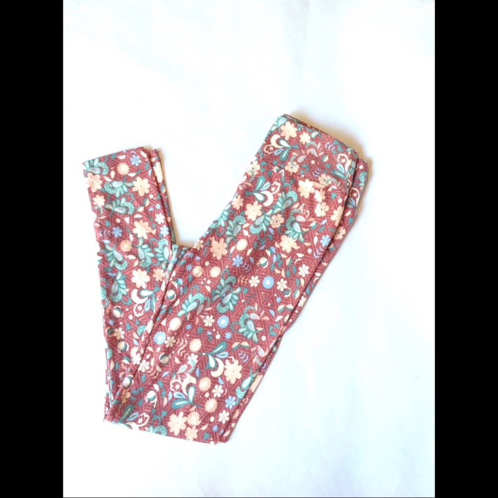 🆕 LuLaRoe One Size Leggings